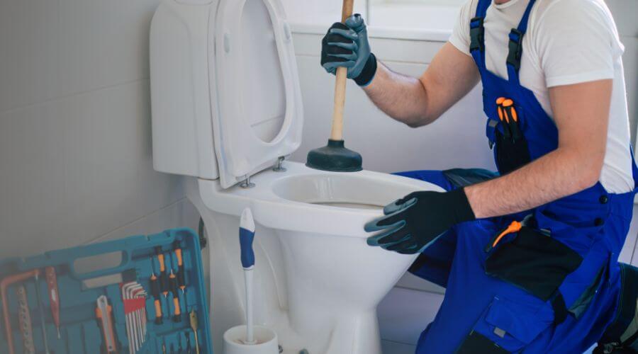 Professional septic pumping service in Seguin, TX